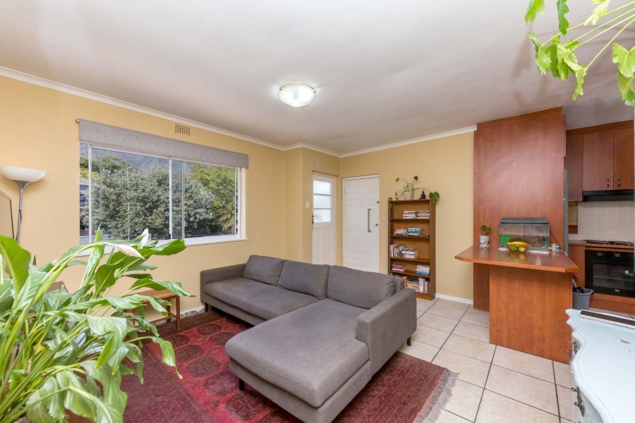 2 Bedroom Property for Sale in Vredehoek Western Cape